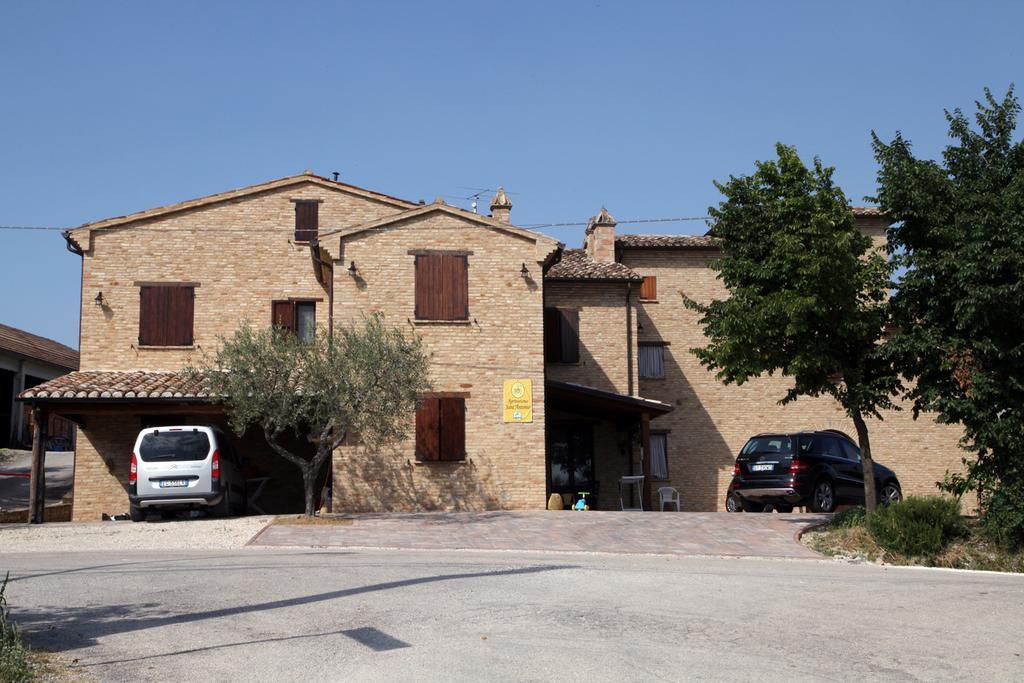 Agriturismo Sant'Antonio Villa Montegridolfo Kültér fotó