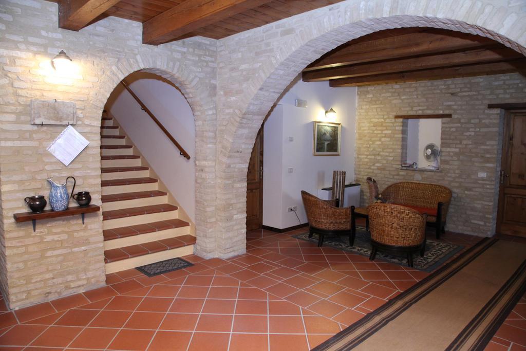 Agriturismo Sant'Antonio Villa Montegridolfo Kültér fotó